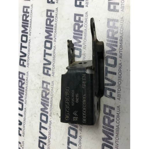 Кронштейн КПП Peugeot 308 1.6BlueHDI 2013-2021 9673586180
